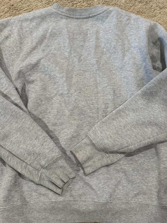 Brandy Melville Women's Grey Sweatshirt - Picture 1 of 2